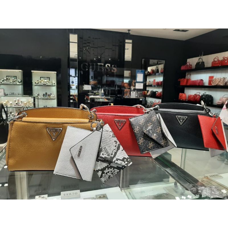 Kirby Slingbag Guess Sale up to 70%