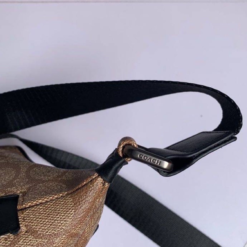 Coach Grade Belt Bag in Signature Canvas   (C3228)