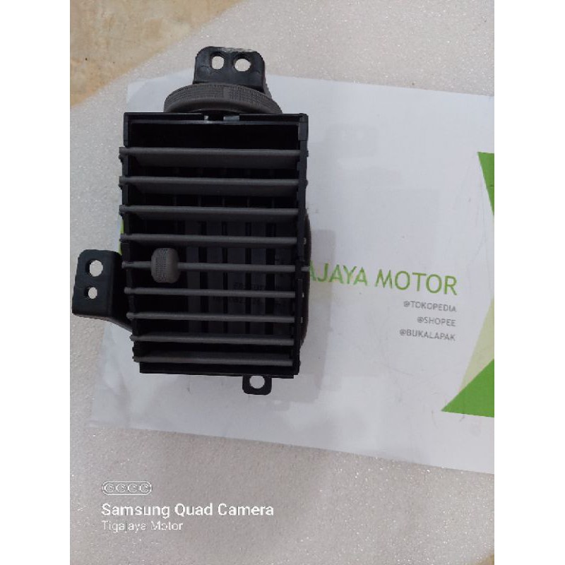 Kisi Kisi Ac Innova depan samping kiri