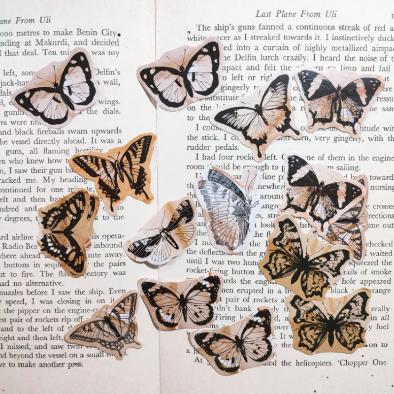 

STIKER BROWN BUTTERFLY VINTAGE