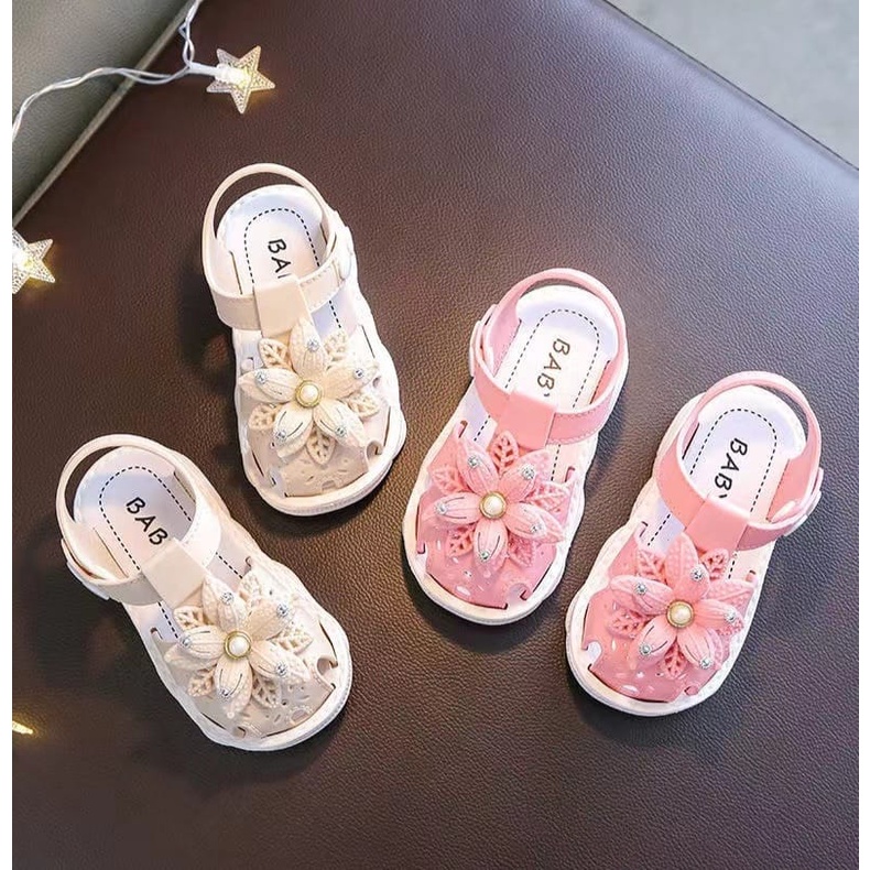 GROSIRTAS LV0171 Sandal Anak Perempuan Import Tali Belakang Motif Bunga Mutiara