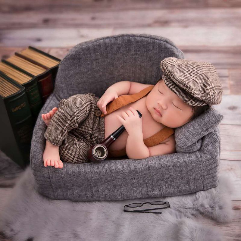 newborn hat and pants set