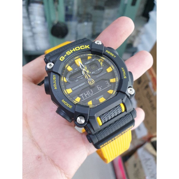 Jam Tangan Pria Casio G-Shock GA-900A-1A9DR Original & Garansi