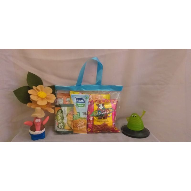 

(PAKET BIASA) Snack ulang tahun anak Murah Depok | Bingkisan Ulang Tahun Murah Hemat Praktis