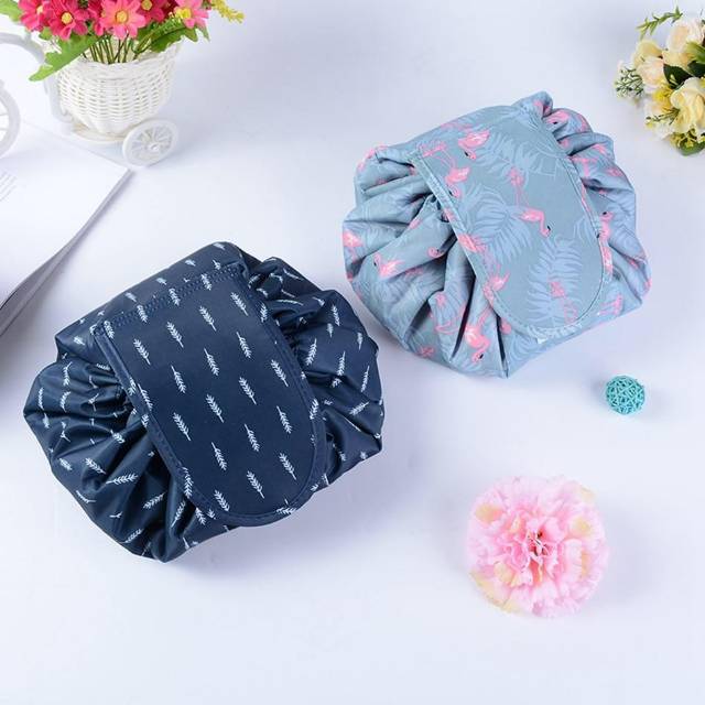 Pattern Magic Drawstring pouch/ makeup organizer/ cosmetic bag/ tas kosmetik / travel case