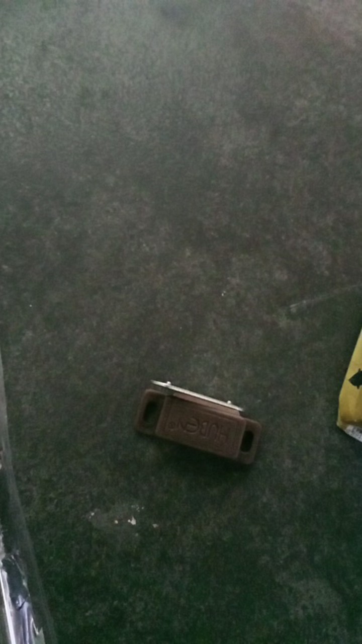 [cod] Magnet Kecil Untuk Pintu Lemari Huben