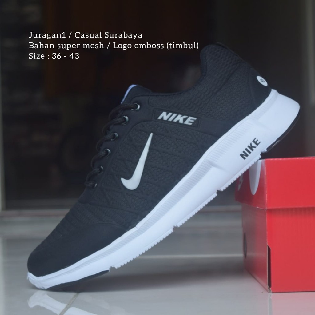 Sepatu NK Air Zoom Hitam Putih