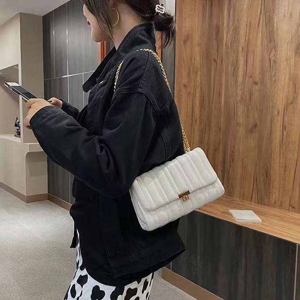 Shoulder bag wanita tas wanita selempang sling bag wanita tas selempang bahu crossbody bag hand bag wanita tas wanita kekinian tas kulit wanita tas wanita import Tas fashion wanita tas wanita terbaru tas wanita murah COD