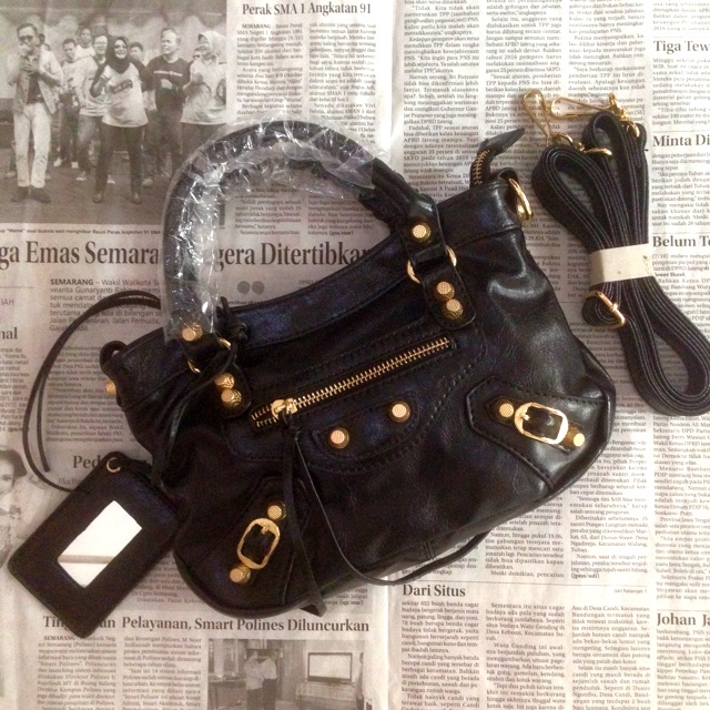 Tas Balenciaga City Mini