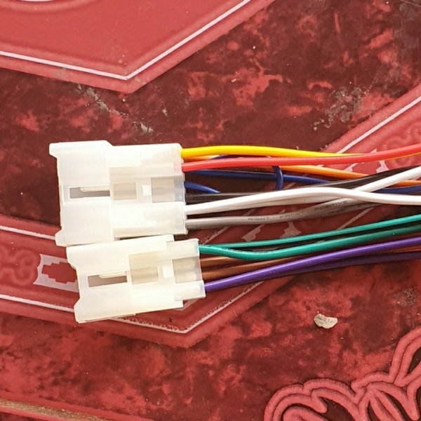 Soket Head Unit Toyota Innova Avanza Male Terjangkau