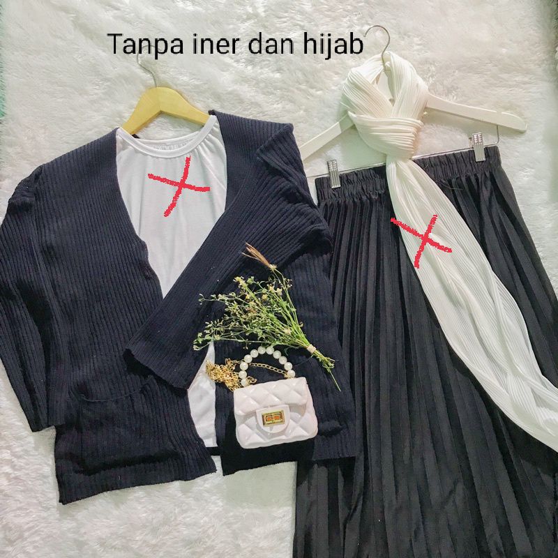 SETELAN CARDI LOOCY DAN ROK PLISKET//SET 2IN1