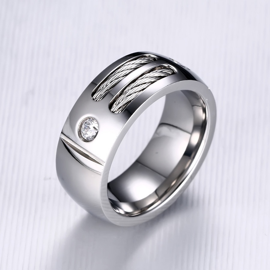 Cincin Baja Titanium Berlian Kristal Perak Perhiasan Fashion Pria Punk Band Rings