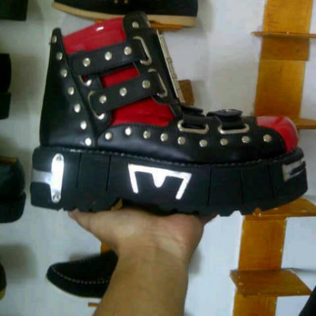 Newrock model engsel