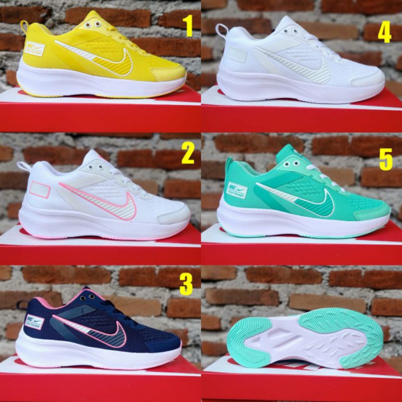 nike tech trainer red