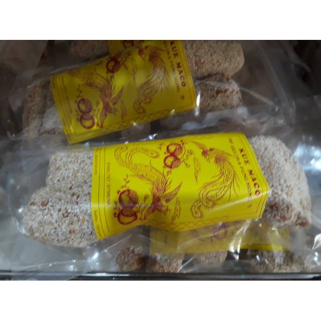 

KUE MACO DAN LAWA DELIMA FUNG HONG KUE LAMARAN CAMILAN CEMILAN KHAS MALANG