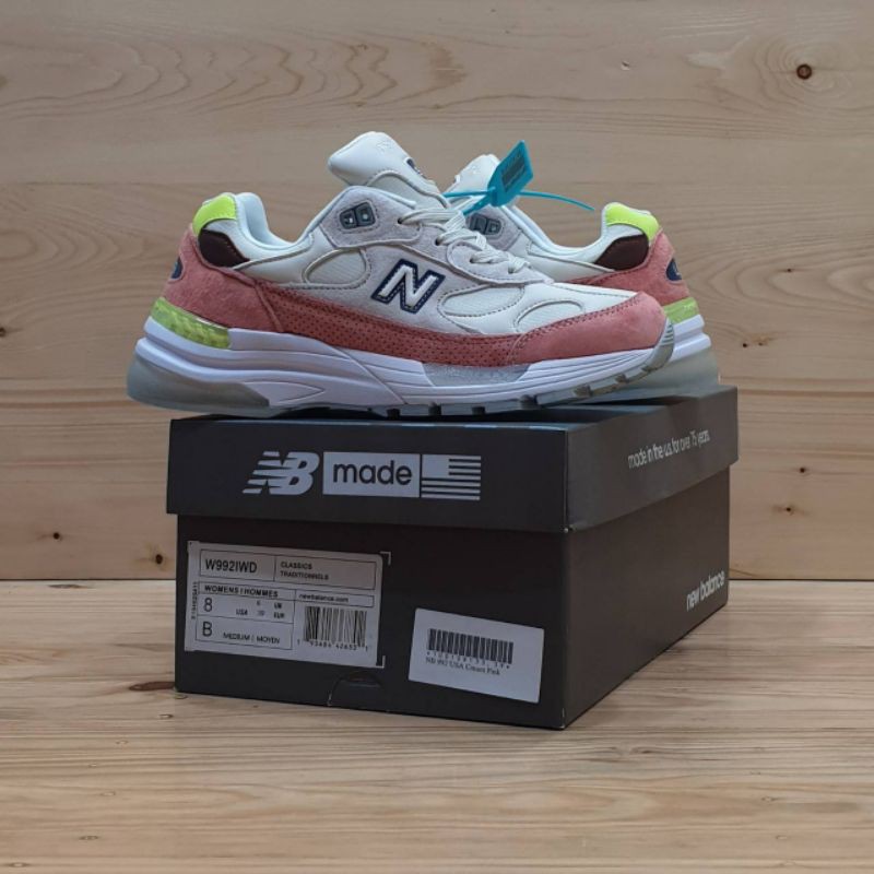 New Balance 992 USA Cream Pink