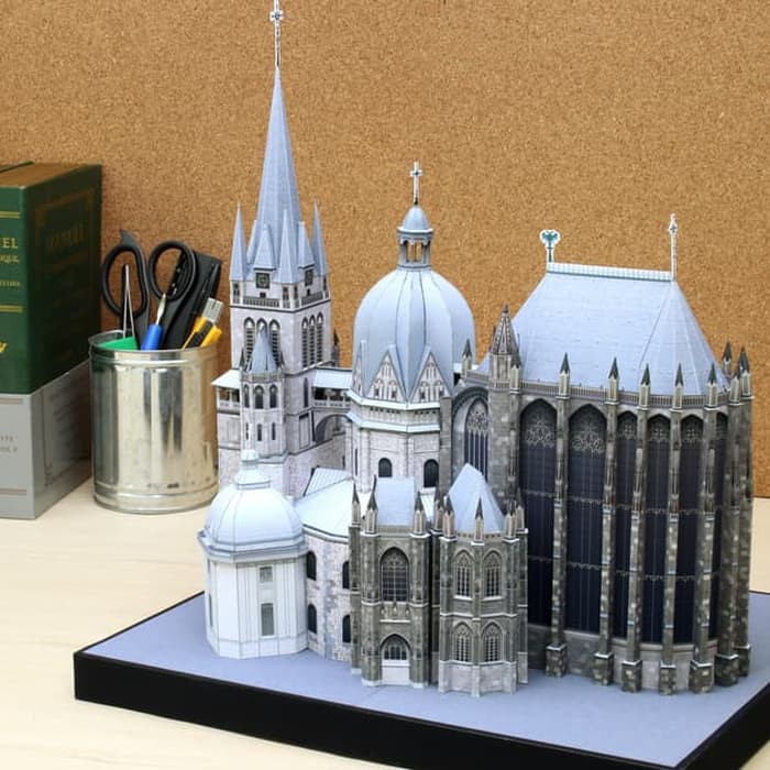 Katedral Aachen Jerman Papercraft