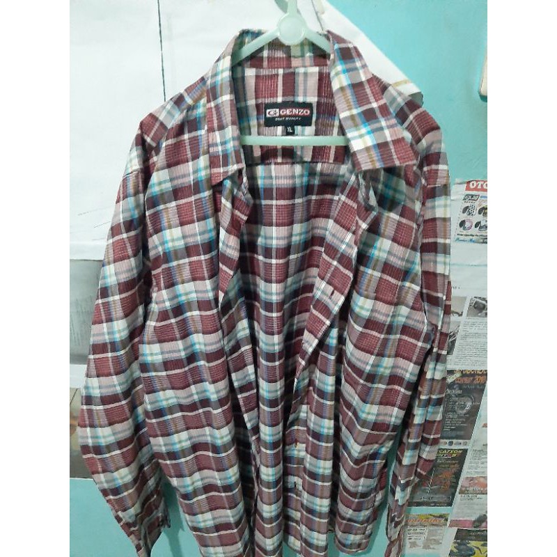 

KAMEJA KOTAK KOTAK SIZE XL (BEKAS)