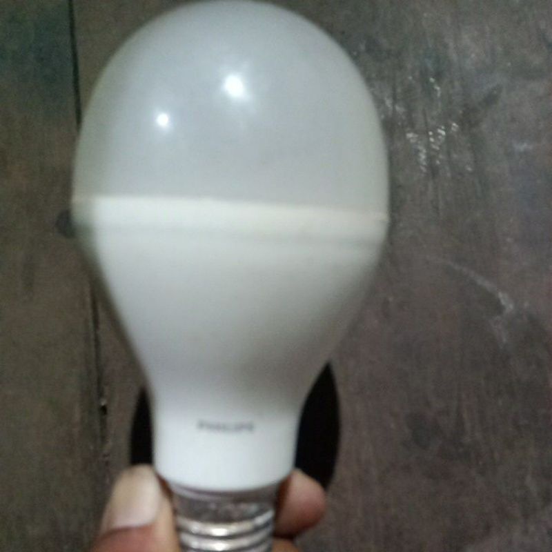 lampu led off ( mati )  Philips 14,5 watt