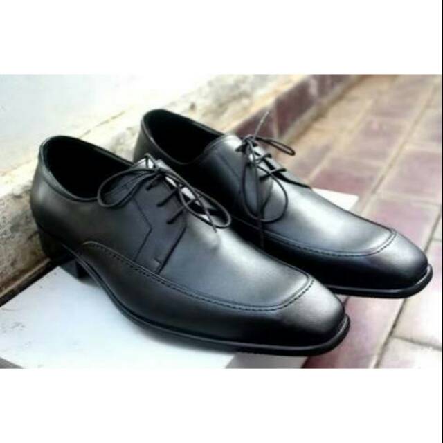 Sepatu pria pantofel hush puppies
