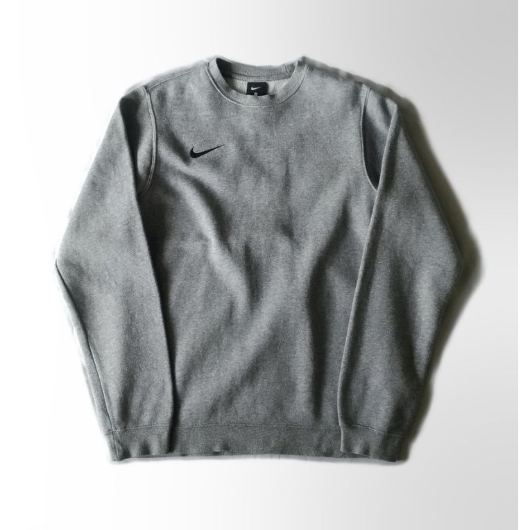 Crewneck nike second bekas preloved