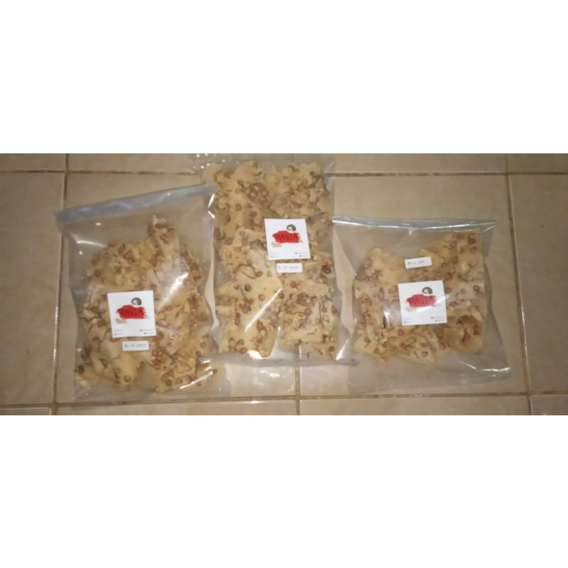 

PEYEK KACANG/PEYEK UDANG REBON/PEYEK KACANG HIJAU/REMPEYEK RENYAH/SNACK/CEMILAN/TEMEN MAKAN