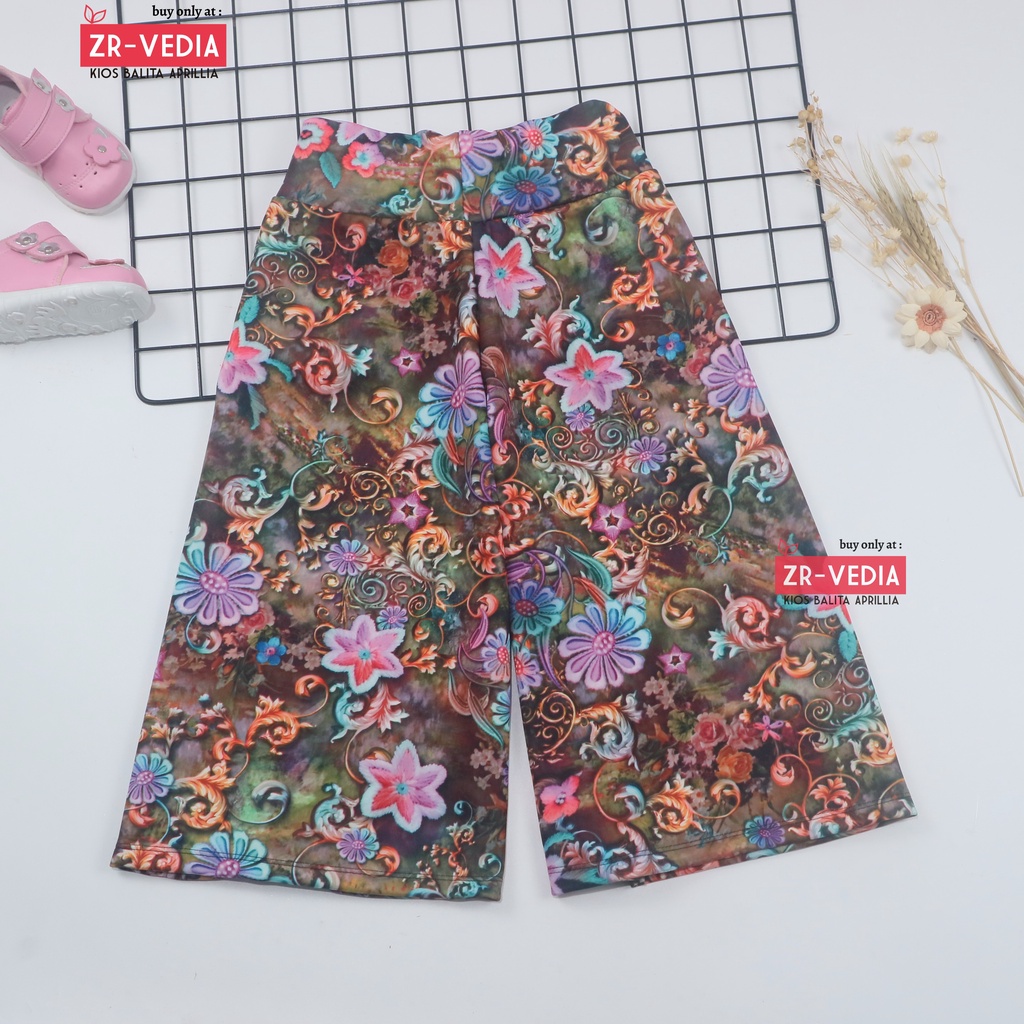 Kulot Motif Uk. 8-10 Tahun / Cullotes Pants Celana 3per4 Anak Perempuan Adem Pendek Murah