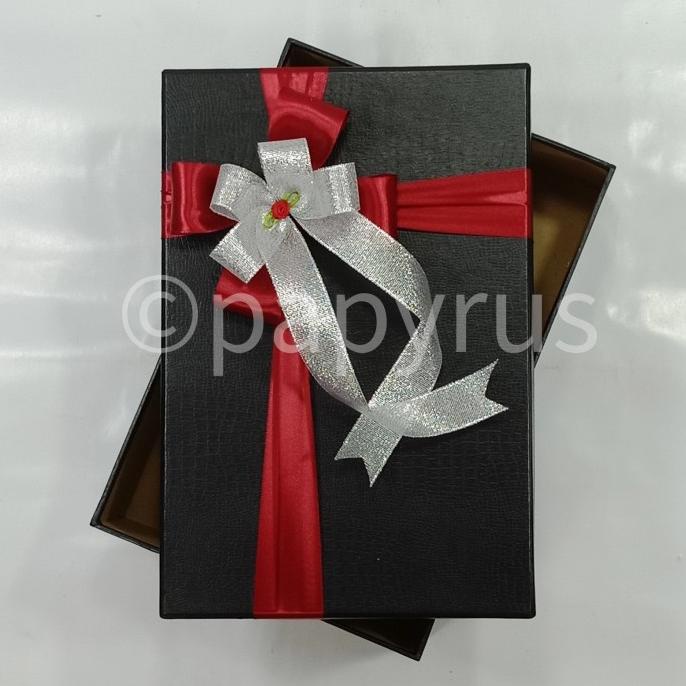

Premium Product!!! Papyrus 20X30 Tinggi 5Cm Kotak Kado Gift Box Hadiah - Paling Diminati