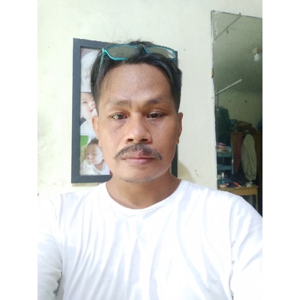 kumis tipis buat film