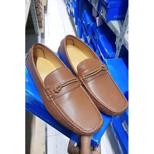 sepatu casual yongki komaladi  branded