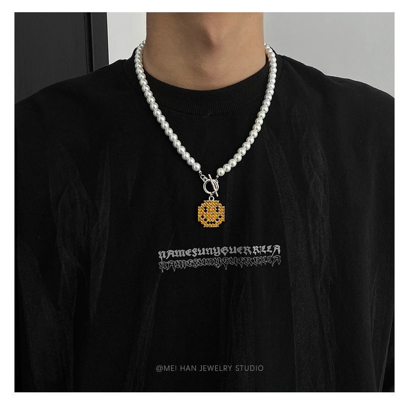 Kalung Liontin Smiley Face Aksen Mutiara Gaya Hip Hop Korea Untuk Pria