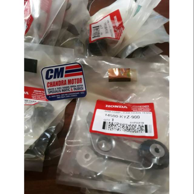 roll kamrat supra x125 helm in - new supra x125 fi - new blade fi kode part 14500-KYZ-900 ASLI HGP