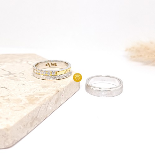 CINCIN NIKAH CUSTOM BERBAHAN PLATINUM DAN EMAS PUTIH