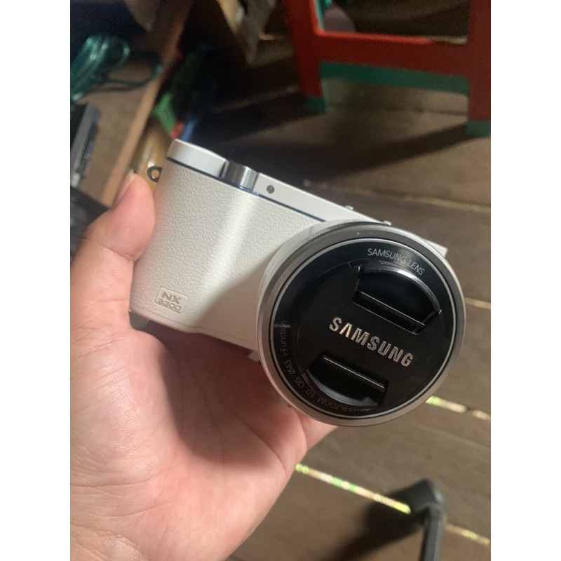 Kamera Mirorless Samsung NX3300