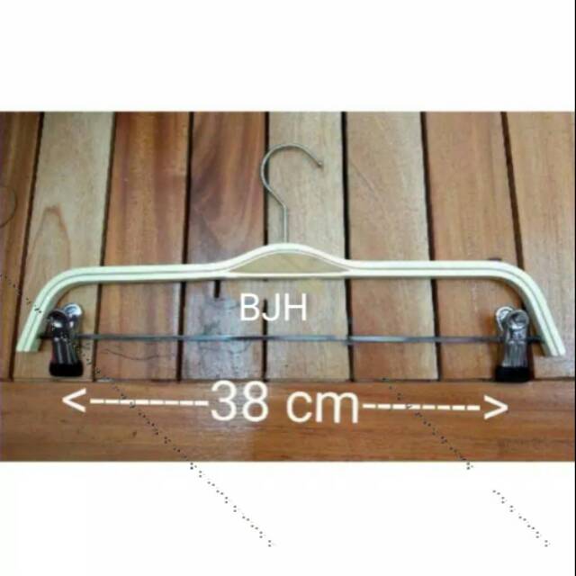 Hanger jepit kayu import