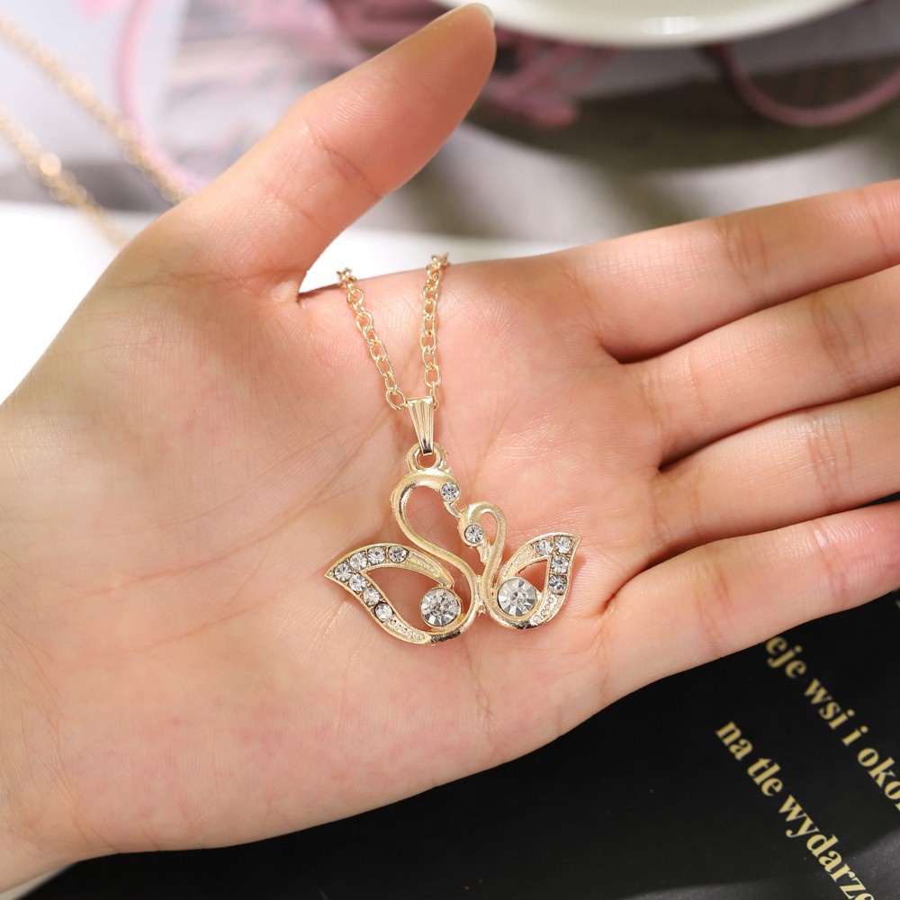 Kalung Titanium Wanita Lapis Emas Berlian Sederhana Fashion Kelas Atas Kpop Tren Perhiasan Murah Rantai Klavikula Pendek L81 L82 L84