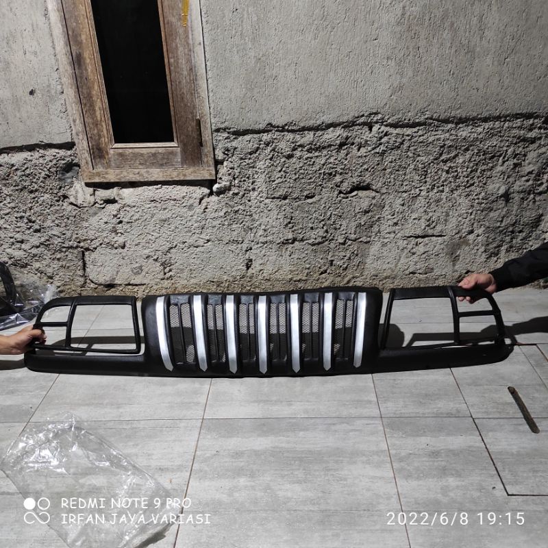 Grill suzuki escudo gen 2 1.6 2.0 2.0i xl7 model prado apollo Terbaru
