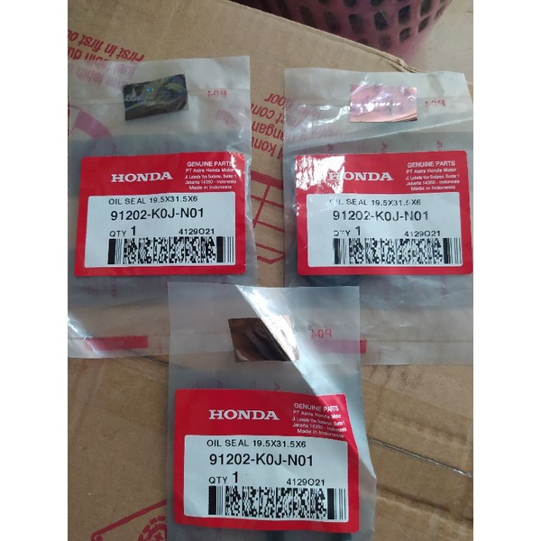 SEAL KRUK AS  GENIO  NEW BEAT SCOOPY 2021 91202K0JN01