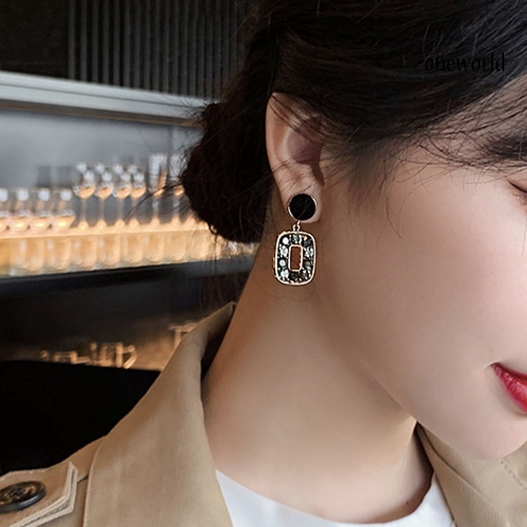 OW# 1 Pair Square Unique Drop Ear Stud Geometric-shaped Eye-catching Rhinestone Stud Earrings for Holiday