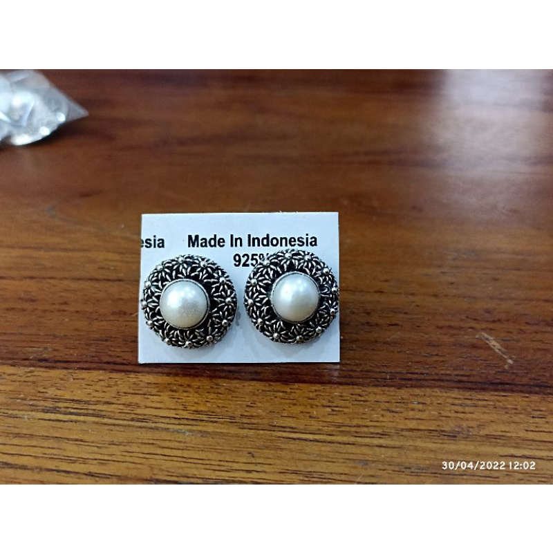 giwang tusuk perak bali Mutiara air tawar