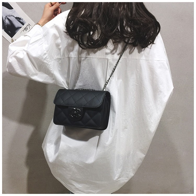 Tas Selempang Wanita Fashionable Bordir Benang Kotak