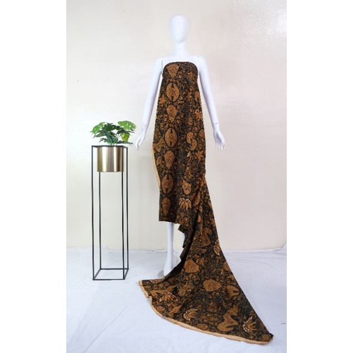 Bahan Batik Kombinasi Tulis Motif Wahyu Hitam