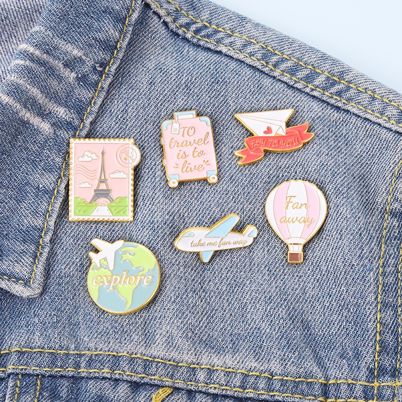 Bros Pin Enamel Desain Kartun Travel Bahan Metal Untuk Hadiah