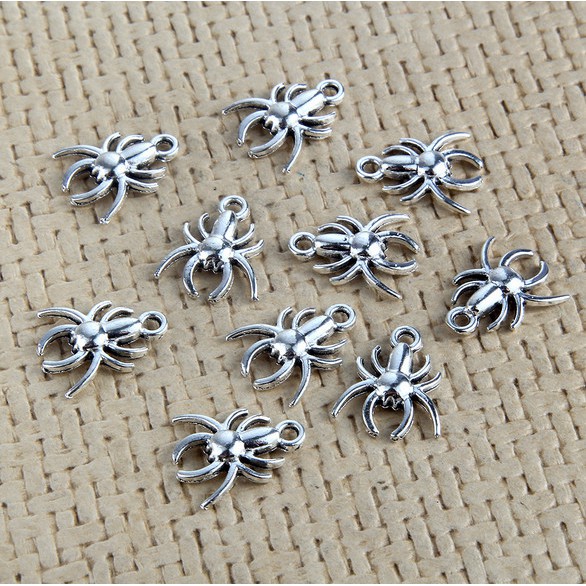 10pcs Liontin Bentuk Laba-Laba Tibet Bahan Metal Warna Silver Gaya Vintage Untuk Membuat Perhiasan Gelang Kalung