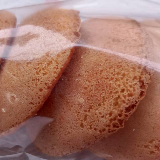 

Bolu Krispi Khas Pontianak