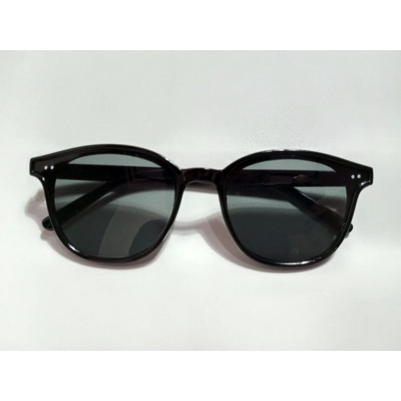 kacamata oval UV 400 kacamata retro sunglasses kacamata Korean mata kucing kacamata hitam pria wanita termurah