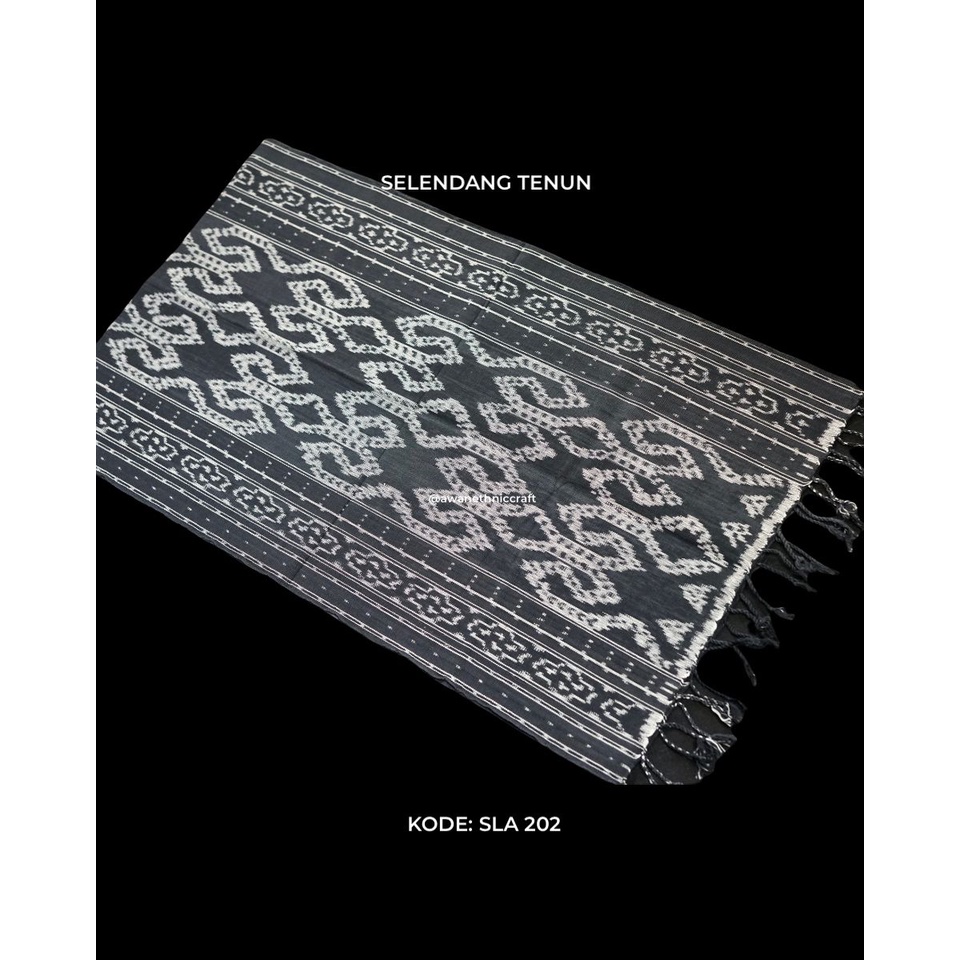 AEC Selendang Tenun Etnik Asmat-Sumba-Toraja-1