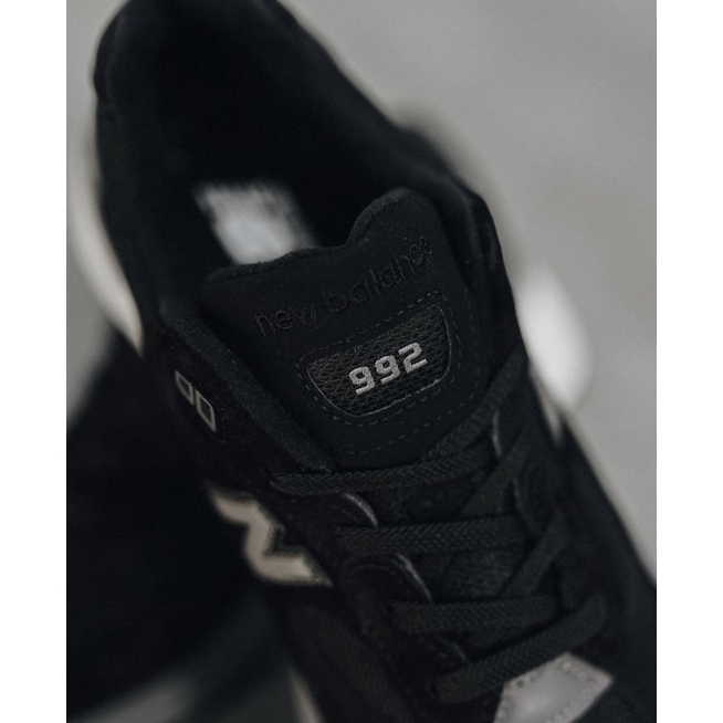 New Balance 992 Black Original