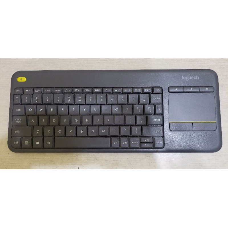 Keyboard Logitech K400+