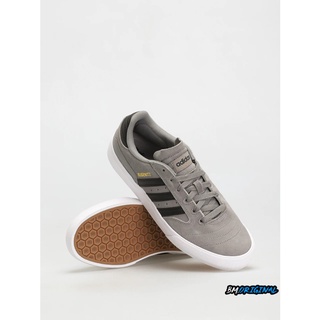 black adidas busenitz